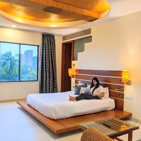 Hotel Jewel Of Chembur-3